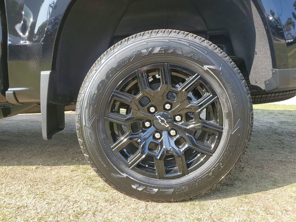 New 2026 Chevrolet Colorado W/T w/ WT Custom Package image 2