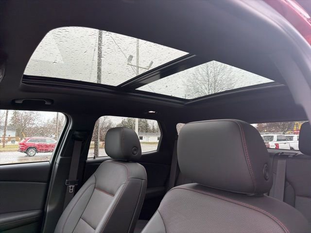 Certified 2024 Chevrolet Blazer RS w/ Driver Confidence II Package image 29