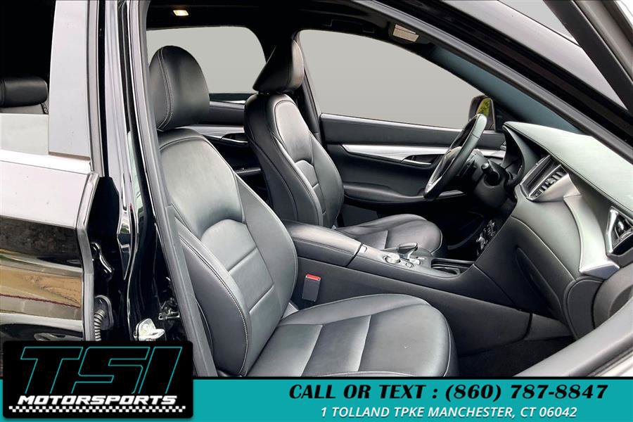 Used 2021 INFINITI QX50 Luxe w/ Appearance Package AWD/4WD image 7