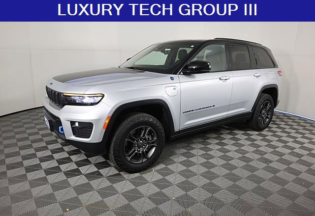 Used 2024 Jeep Grand Cherokee Trailhawk w/ Luxury Tech Group III image 1
