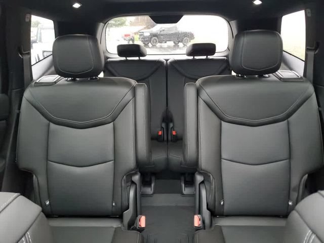 Used 2023 Cadillac XT6 Premium Luxury w/ Technology Package AWD/4WD image 13