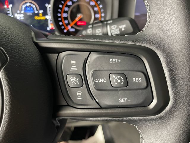 Used 2026 Jeep Wrangler Unlimited Sport AWD/4WD image 12
