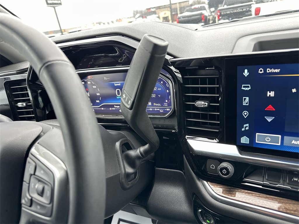 Used 2025 Chevrolet Silverado 1500 LT image 20