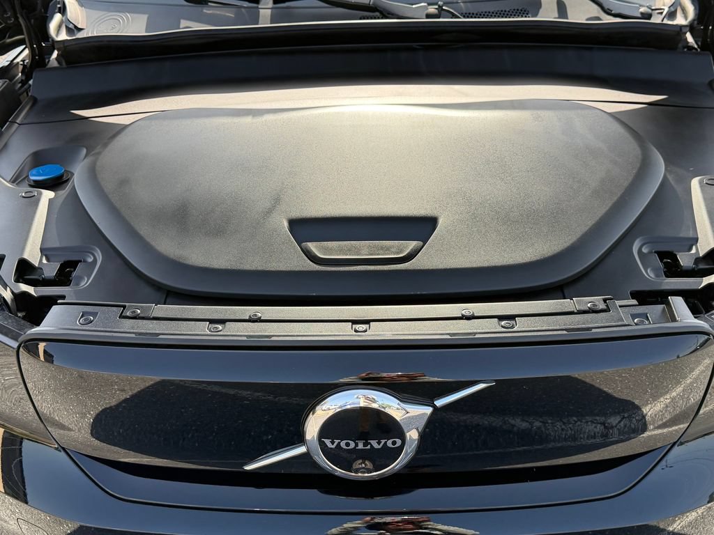 Certified 2023 Volvo XC40 Recharge Plus AWD/4WD image 40