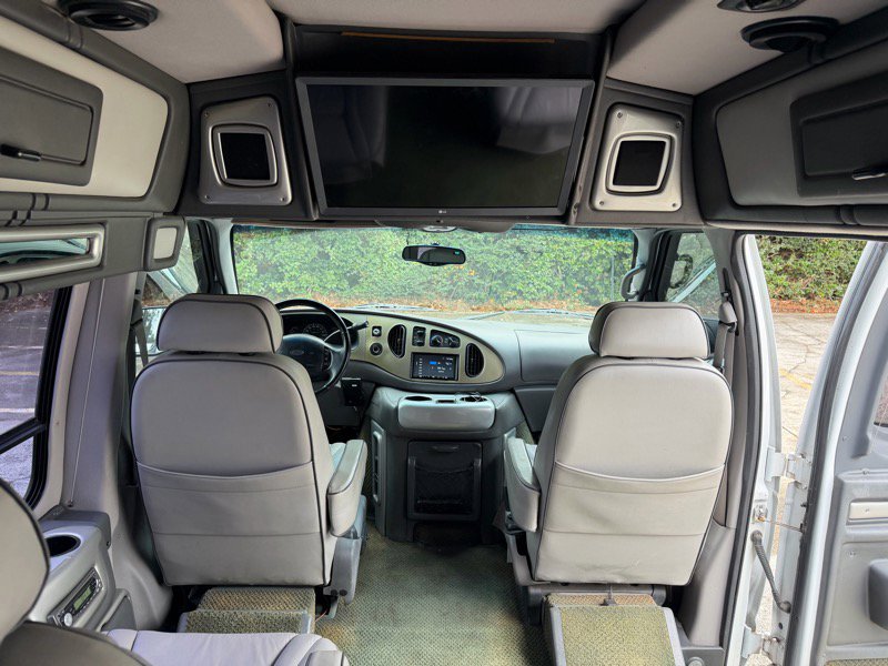 Used 2002 Ford E-150 and Econoline 150 image 30
