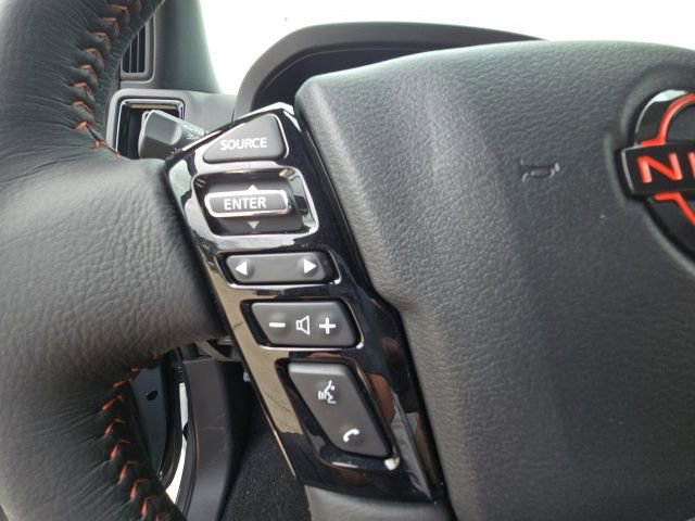 New 2025 Nissan Frontier PRO-4X w/ Tow Package image 17