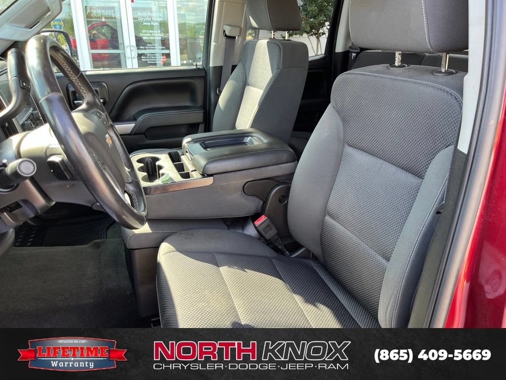 Used 2017 Chevrolet Silverado 1500 LT w/ All Star Edition AWD/4WD image 4
