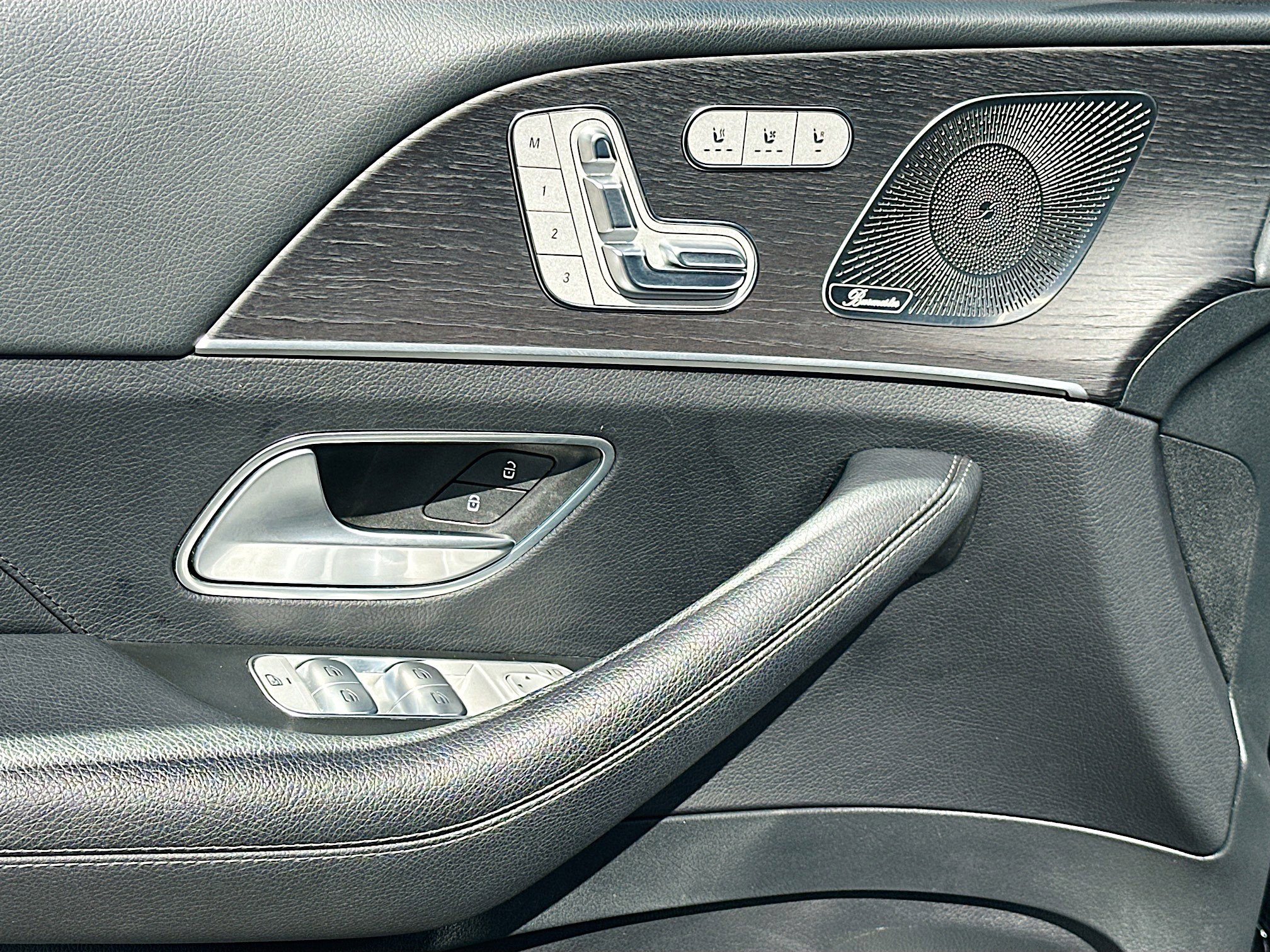 Used 2024 Mercedes-Benz GLS 450 4MATIC image 18