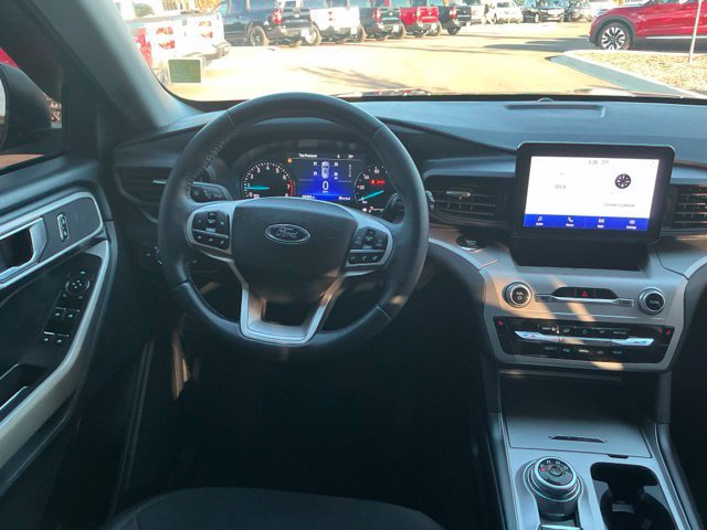 Used 2022 Ford Explorer XLT AWD/4WD image 22