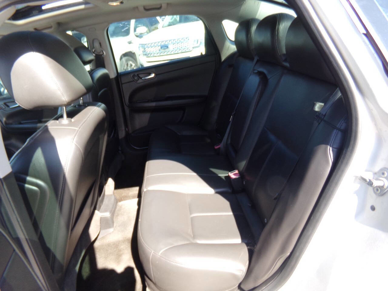 Used 2011 Chevrolet Impala LT w/ Luxury Edition Package image 18