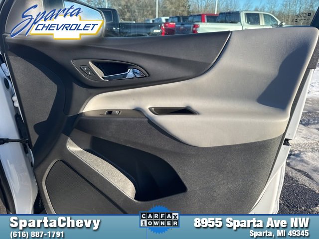 Used 2023 Chevrolet Equinox LS w/ LS Convenience Package image 18
