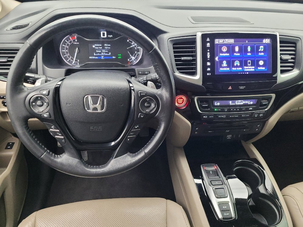 Used 2017 Honda Pilot Elite image 22