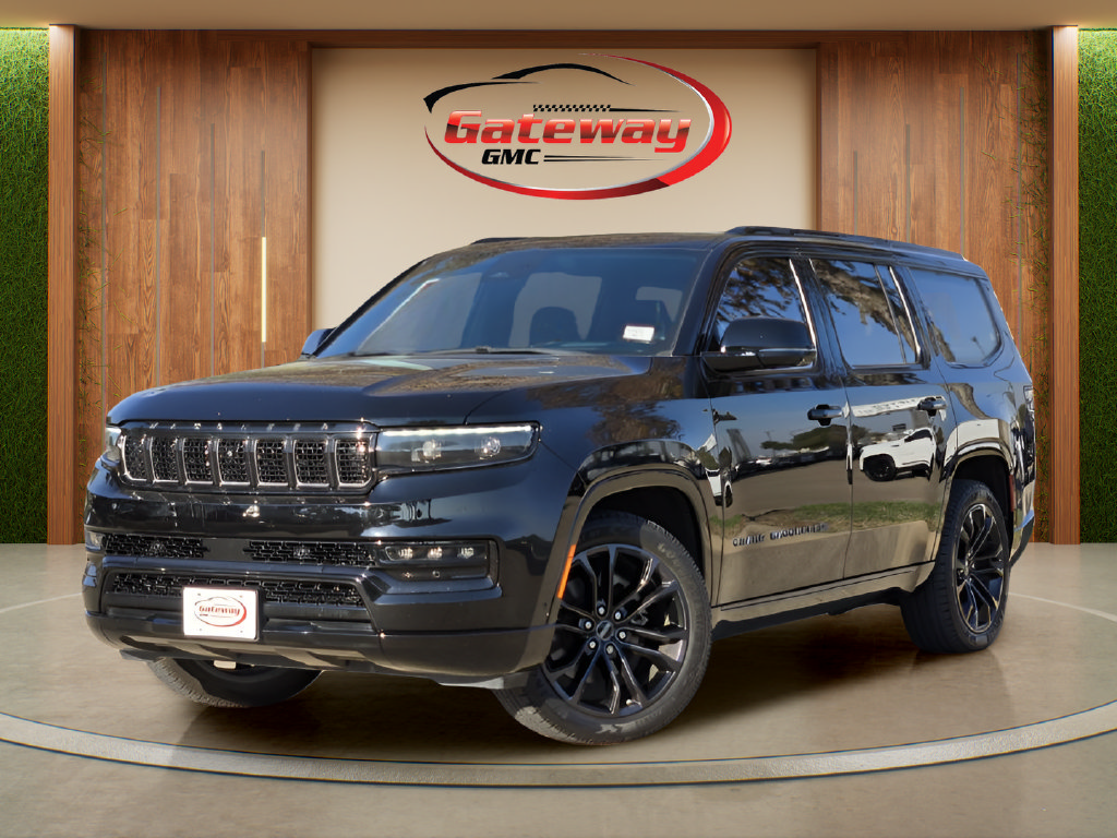 Used 2023 Jeep Grand Wagoneer Series II AWD/4WD image 1