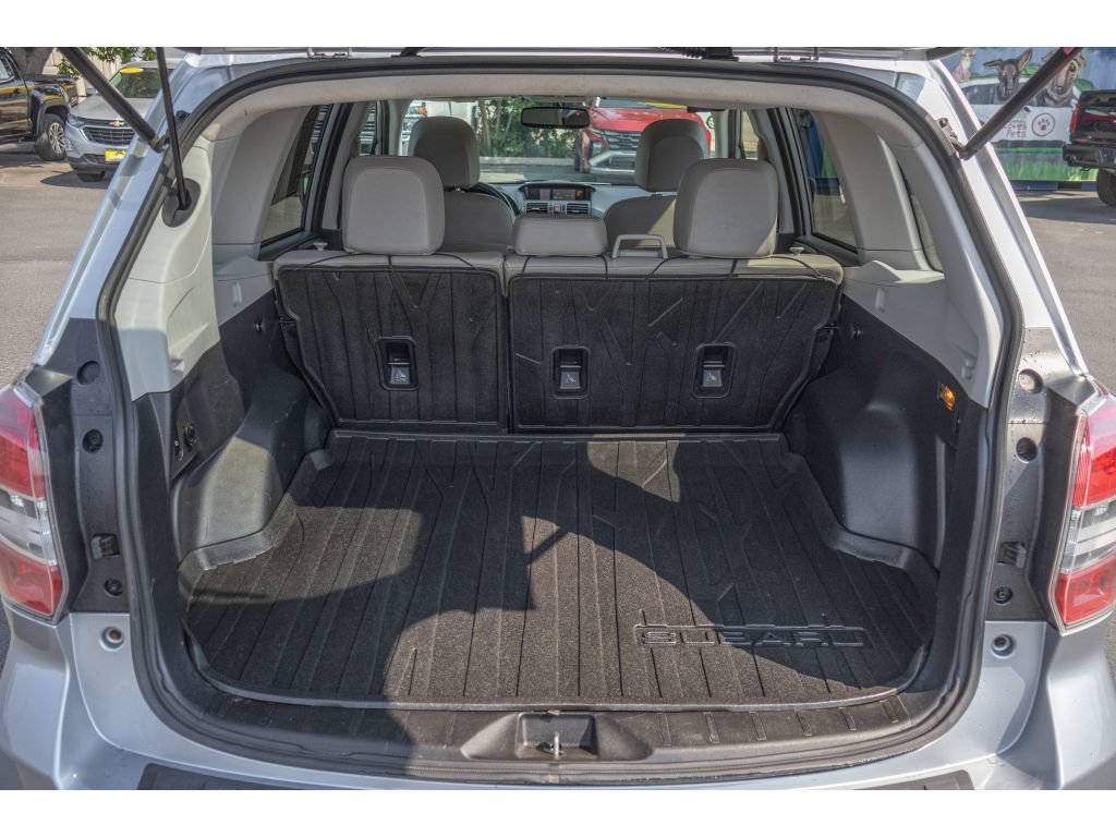 Used 2015 Subaru Forester 2.5i Touring w/ Popular Package #2 AWD/4WD image 14