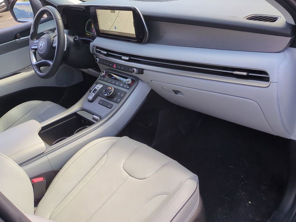 Used 2025 Hyundai Palisade SEL image 28