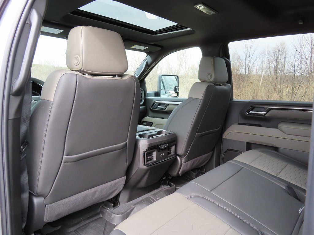 New 2026 Chevrolet Silverado 2500 ZR2 image 29