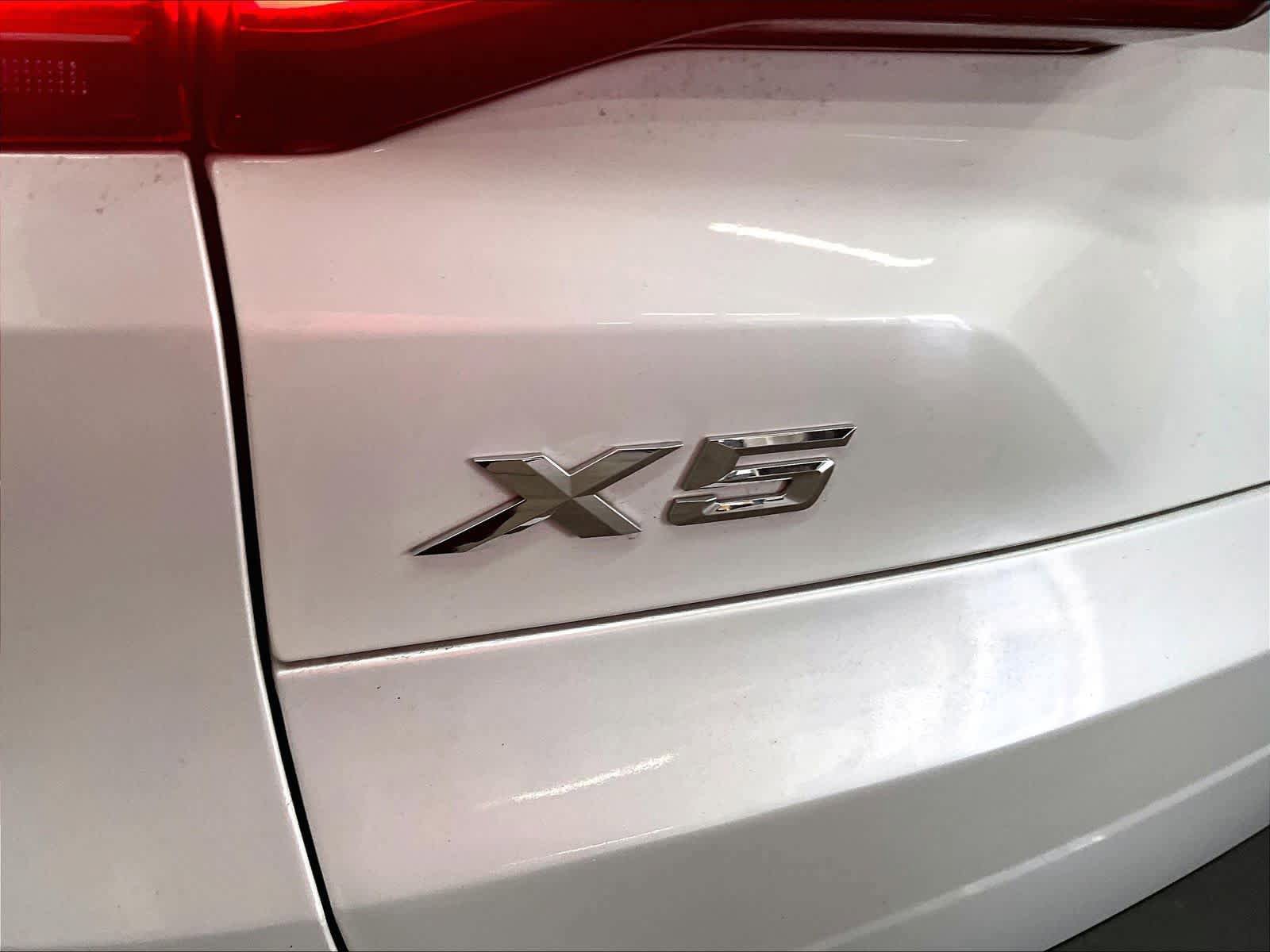 Used 2020 BMW X5 xDrive40i w/ Convenience Package AWD/4WD image 11