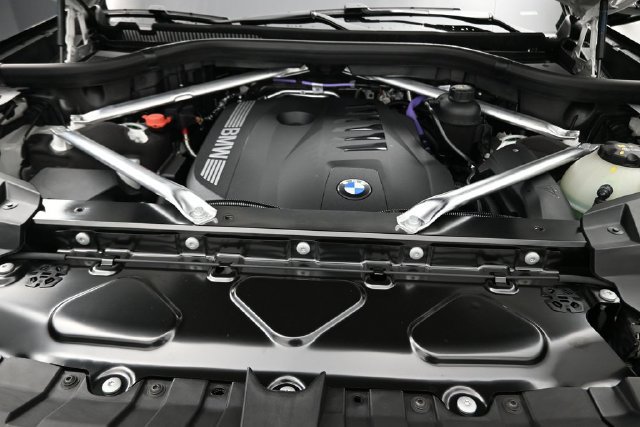 New 2027 BMW X7 xDrive40i w/ M Sport Package AWD/4WD image 22