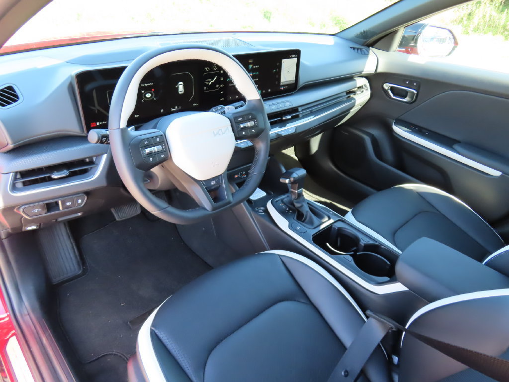 New 2026 Kia K4 EX w/ GT-Line Premium Package FWD image 25