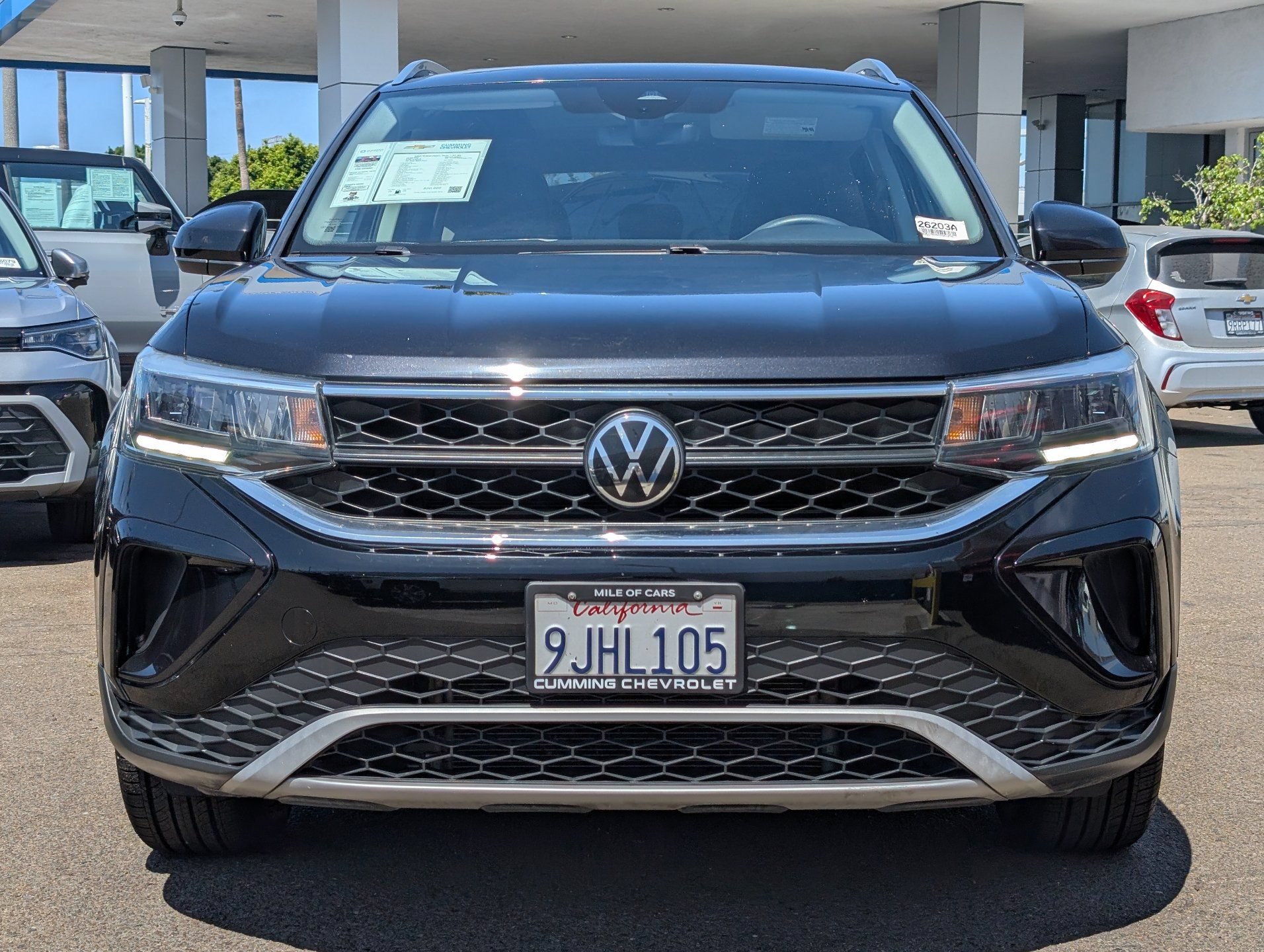 Used 2023 Volkswagen Taos SE FWD image 5