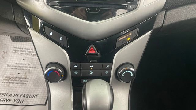 Used 2014 Chevrolet Cruze LT image 40