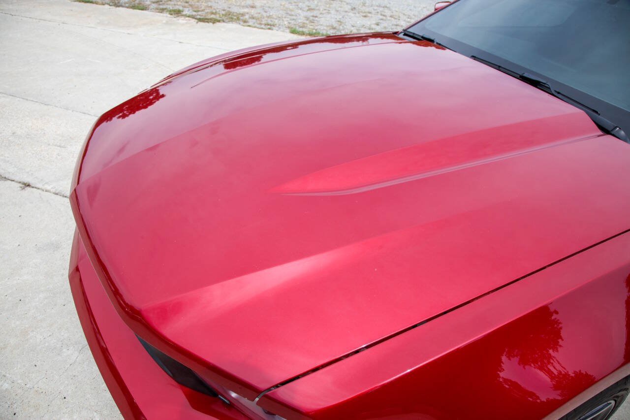 Used 2011 Ford Mustang GT Premium w/ Electronics Pkg RWD image 8