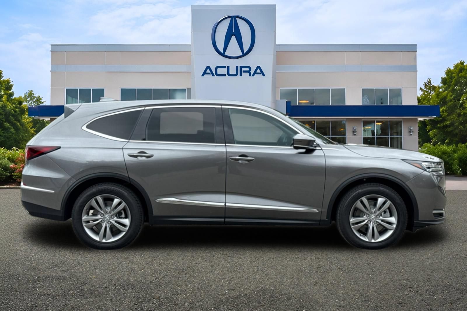 New 2026 Acura MDX SH-AWD image 2