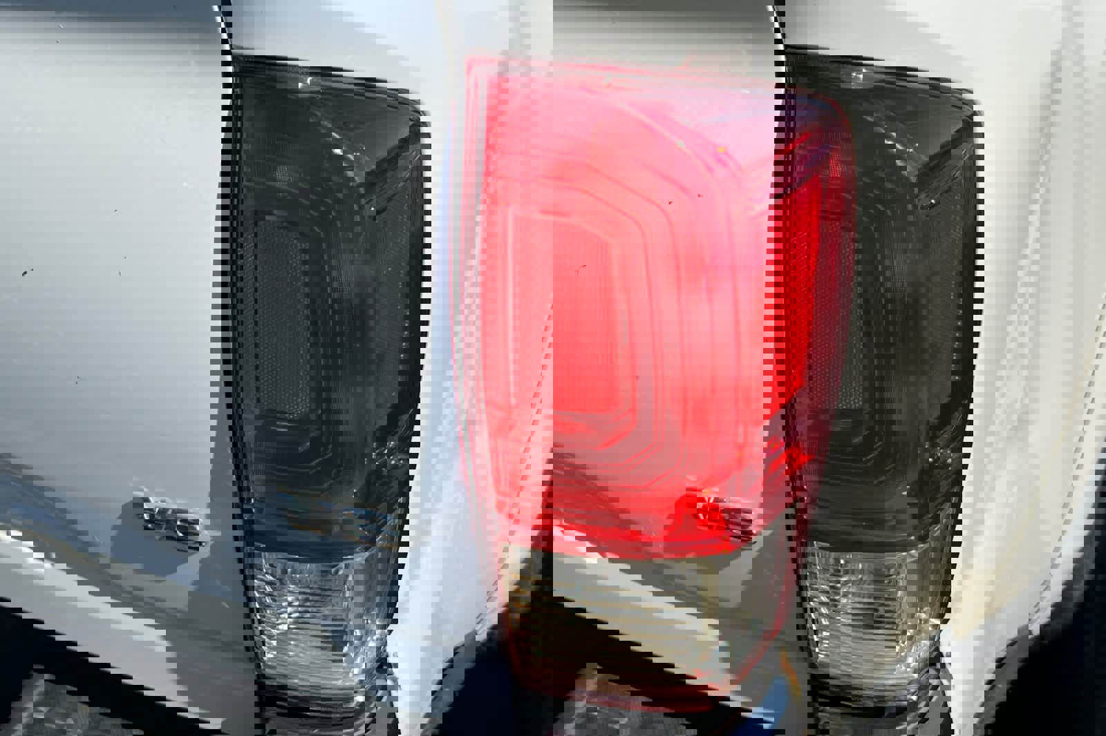 Used 2018 Toyota Tacoma SR5 image 17