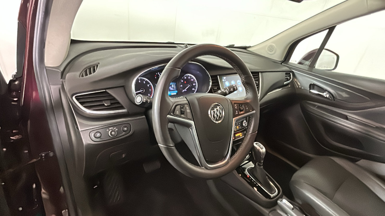 Used 2018 Buick Encore Preferred FWD image 17