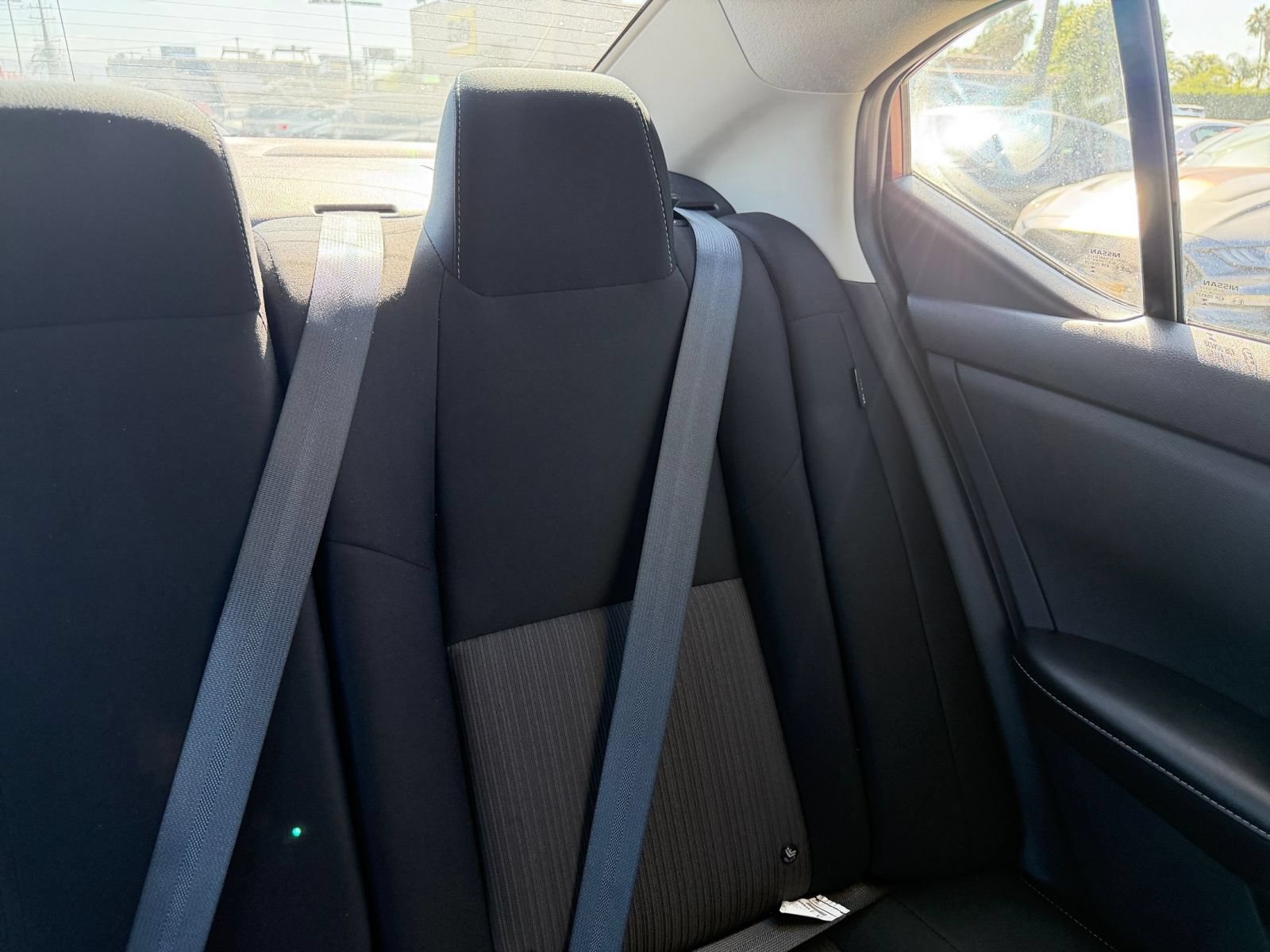 Used 2025 Nissan Sentra SV FWD image 35