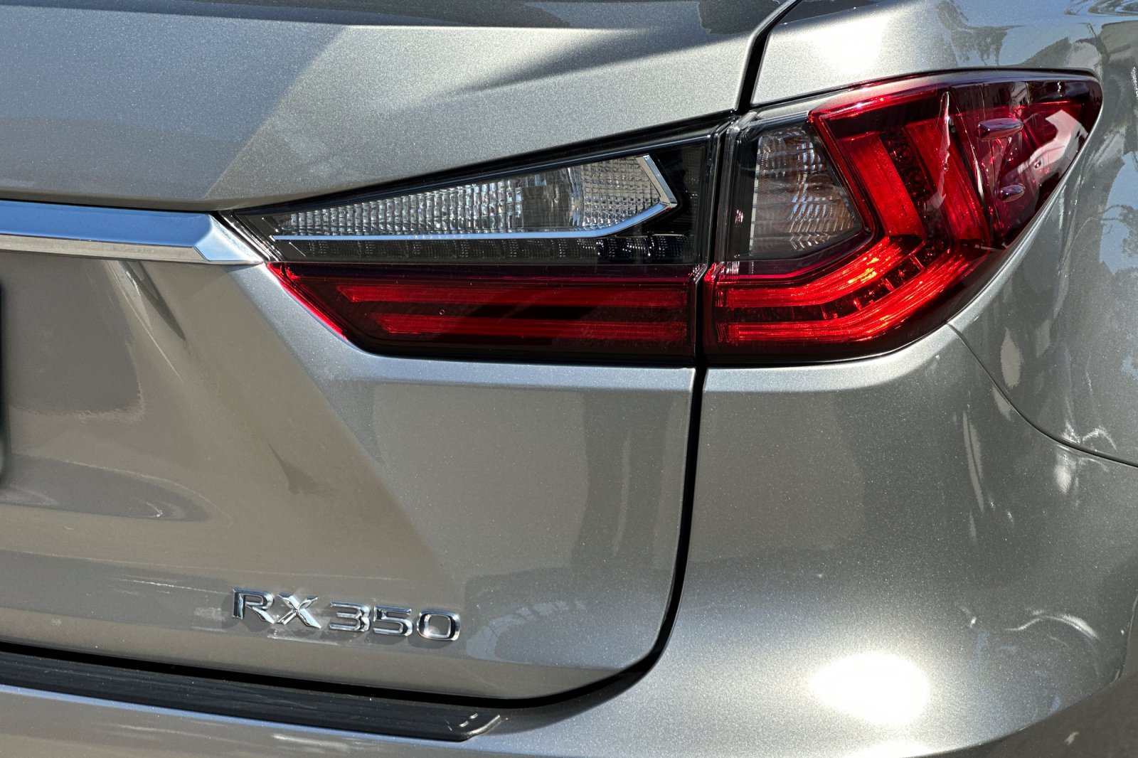 Used 2022 Lexus RX 350 FWD w/ Premium Package image 27