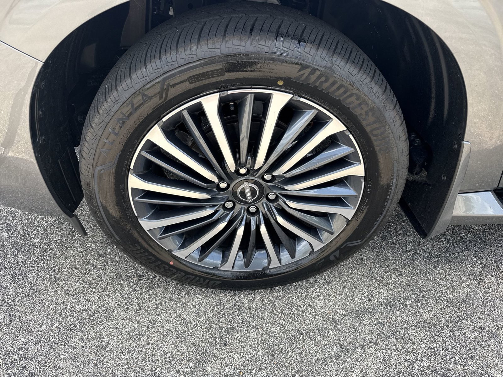Used 2026 Nissan Armada Platinum Reserve AWD/4WD image 19