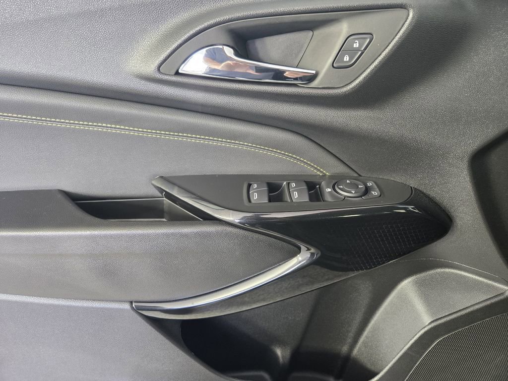 New 2026 Chevrolet Trax LT w/ Driver Confidence Package image 23