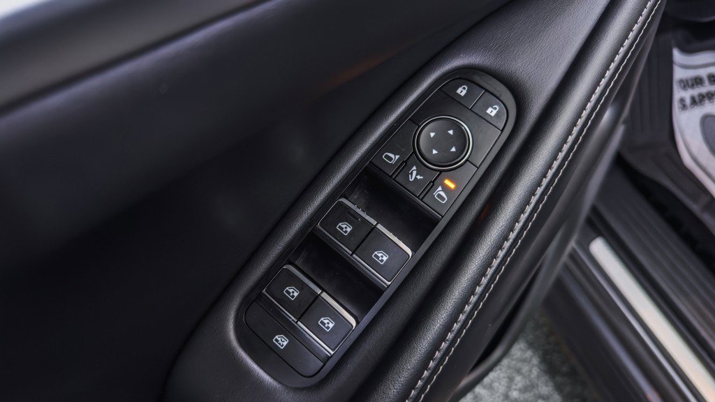 Used 2023 INFINITI QX60 Luxe w/ Cargo Package image 28