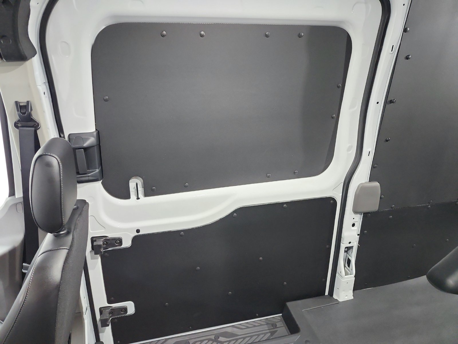 New 2027 Ford Transit 250 148 Medium Roof w/ Load Area Protection Package RWD image 37