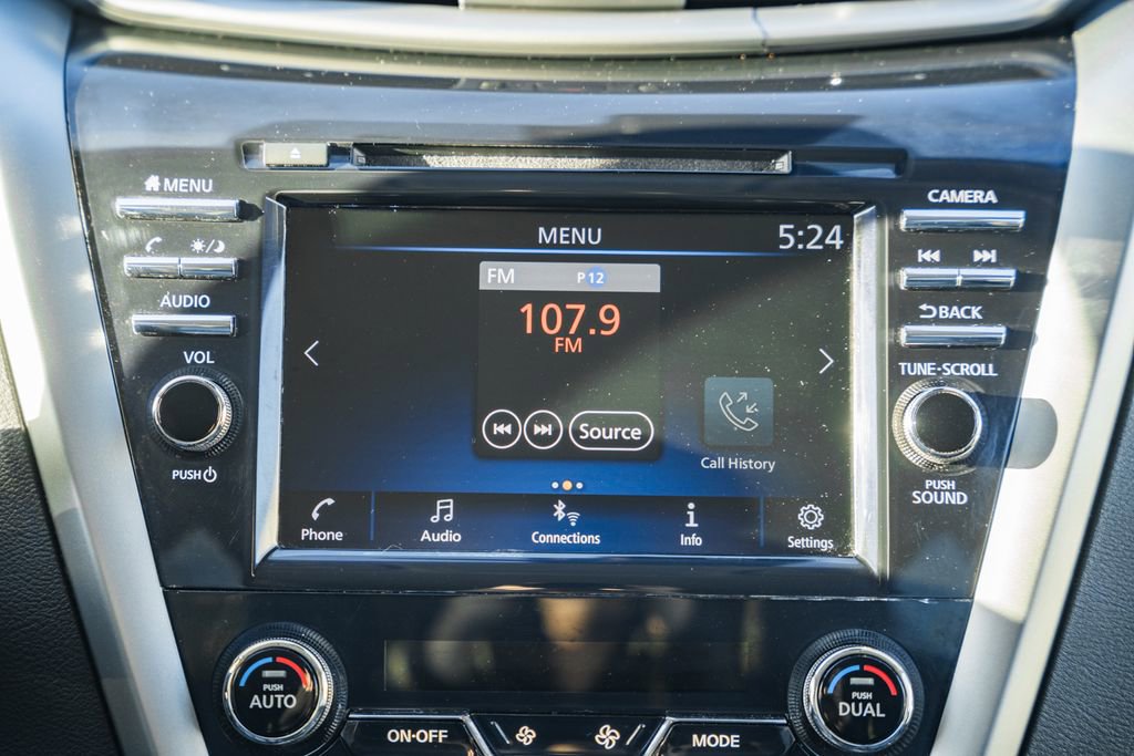 Used 2023 Nissan Murano SV image 22