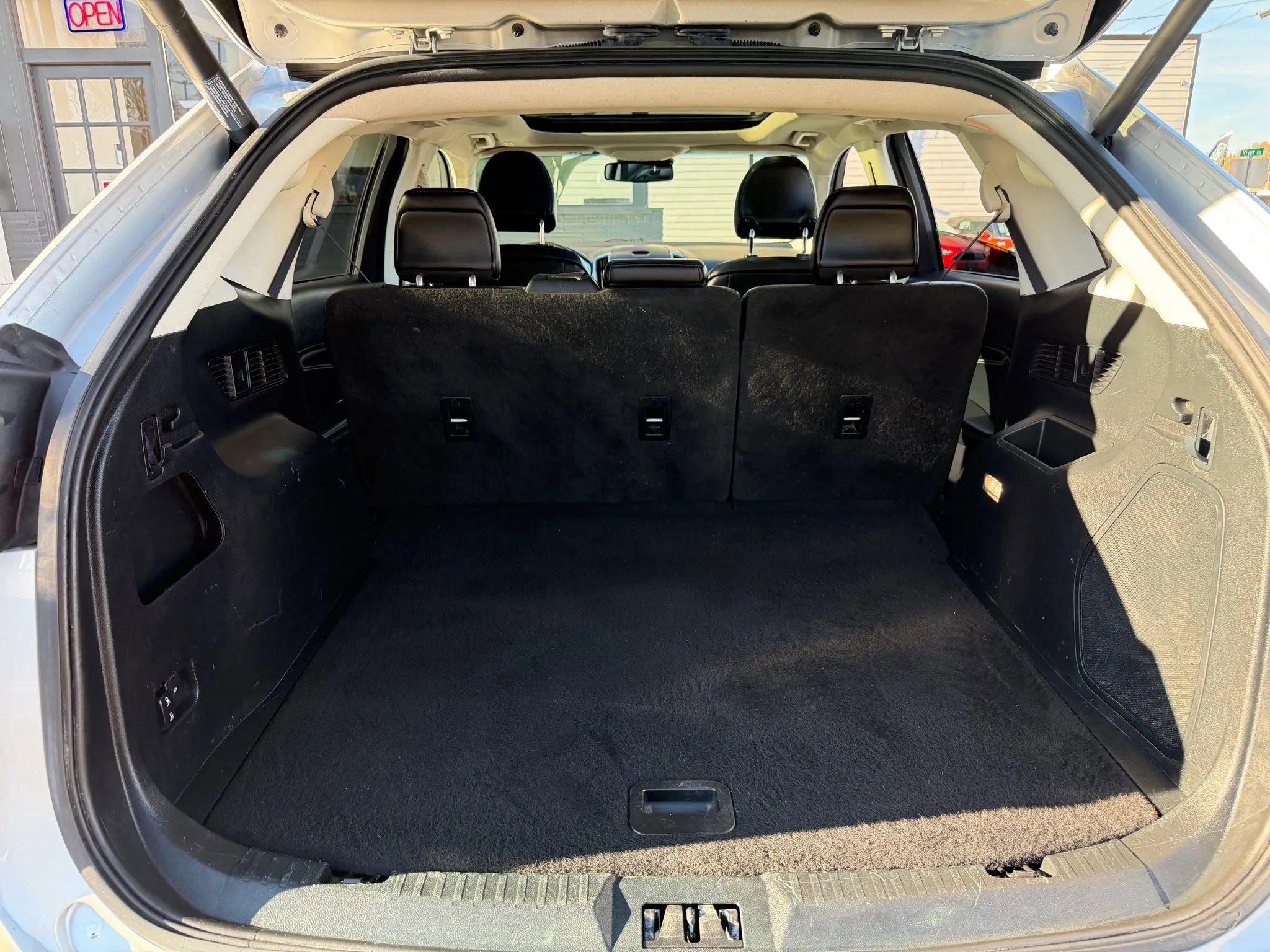 Used 2019 Ford Edge Titanium w/ Equipment Group 301A image 25