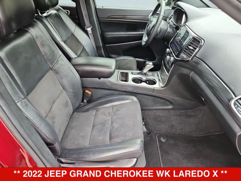 Used 2022 Jeep Grand Cherokee Laredo X RWD image 21