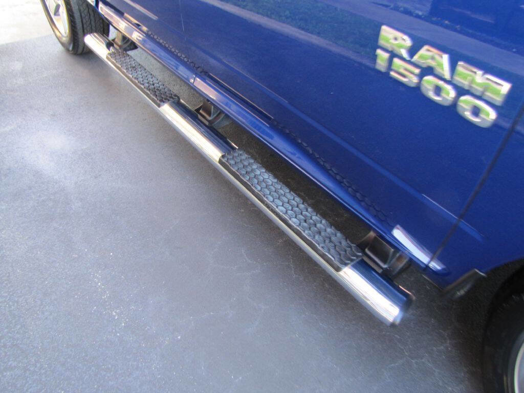 Used 2017 RAM 1500 Big Horn image 25