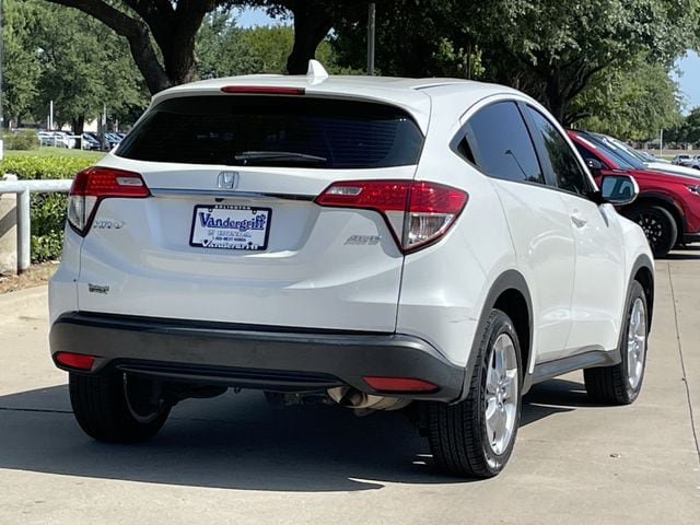 Certified 2021 Honda HR-V LX image 4