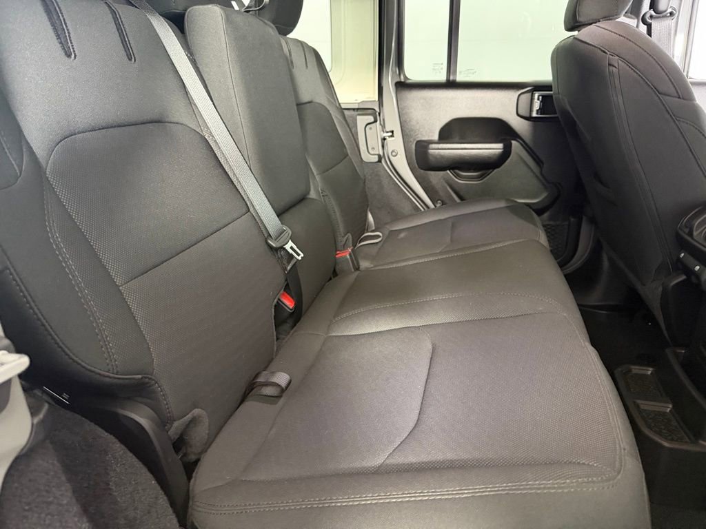 Certified 2023 Jeep Wrangler Unlimited w/ Sun & Screen Package image 29