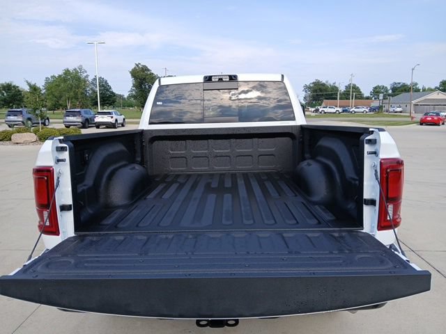 New 2026 RAM 2500 Laramie AWD/4WD image 32