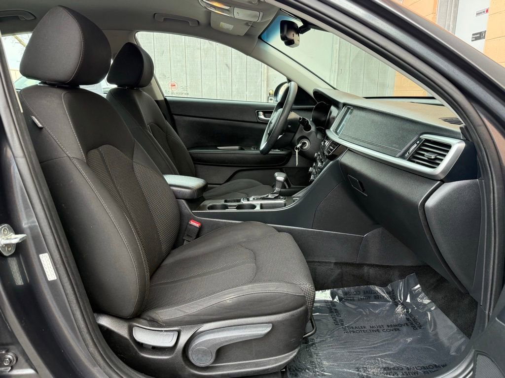 Used 2020 Kia Optima LX image 21