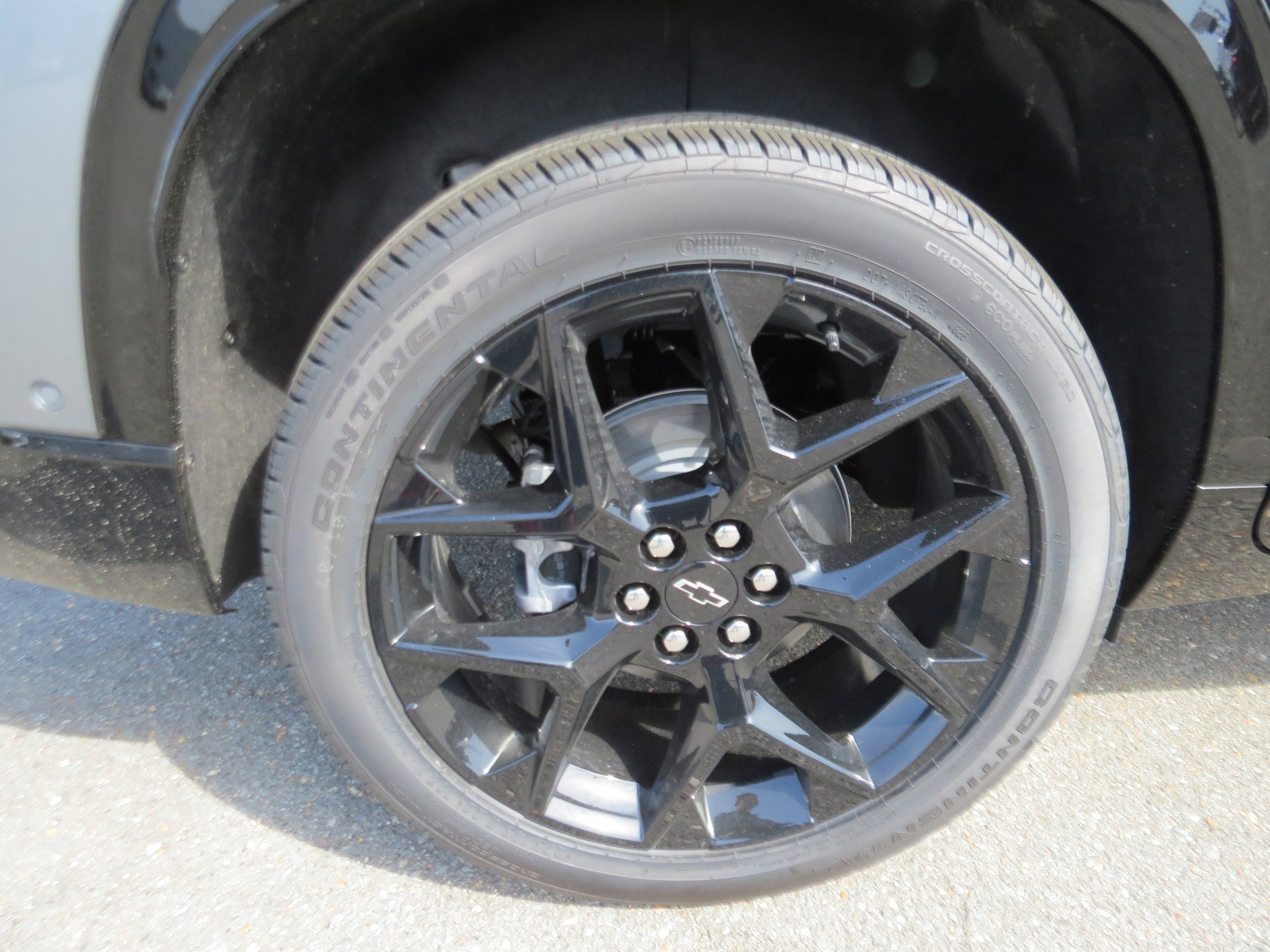 New 2026 Chevrolet Traverse RS w/ LPO, Floor Liner Package image 10