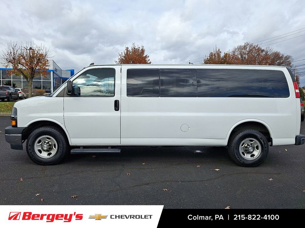 Certified 2020 Chevrolet Express 3500 LT w/ LT Preferred Equipment Group image 9