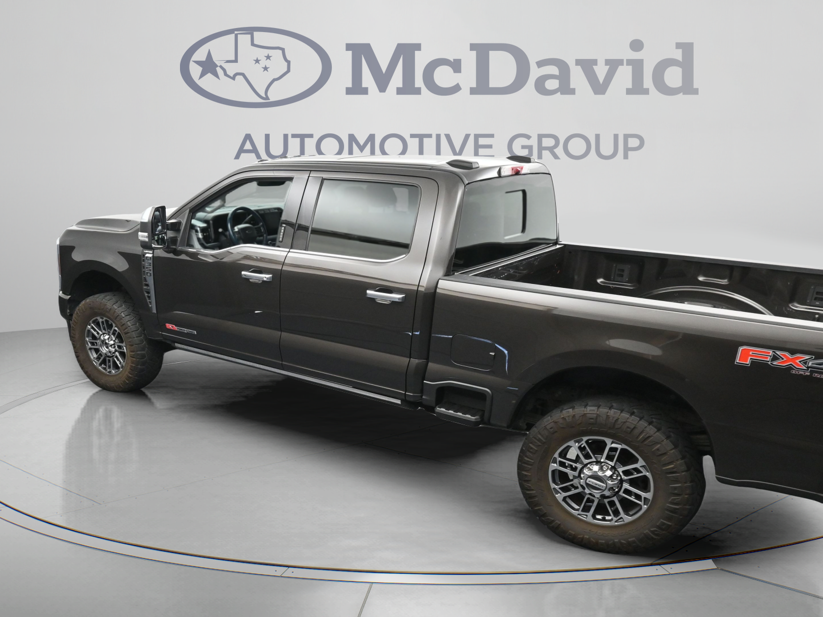 Used 2024 Ford F350 Limited w/ FX4 Off-Road Package AWD/4WD image 37