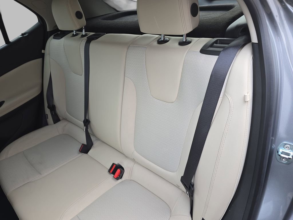 Certified 2023 Buick Encore GX Preferred w/ Cold Weather Comfort Package FWD image 14