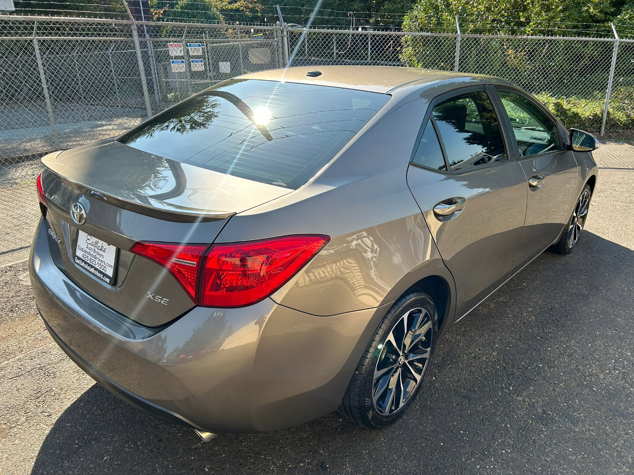 Used 2019 Toyota Corolla XSE image 5