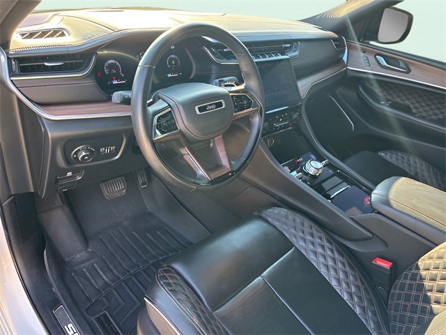 Used 2022 Jeep Grand Cherokee L Summit w/ Advanced Protech Group IV image 19