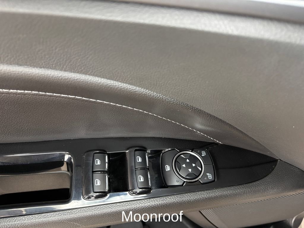 Used 2015 Ford Fusion Titanium FWD image 10